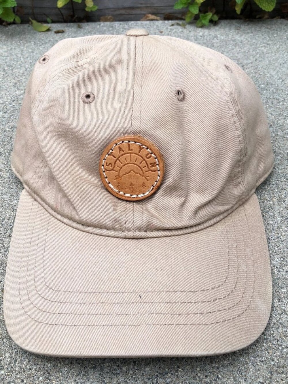 STALYON Khaki Baseball Hat Men's Beige Adjustable Cap Leather Logo